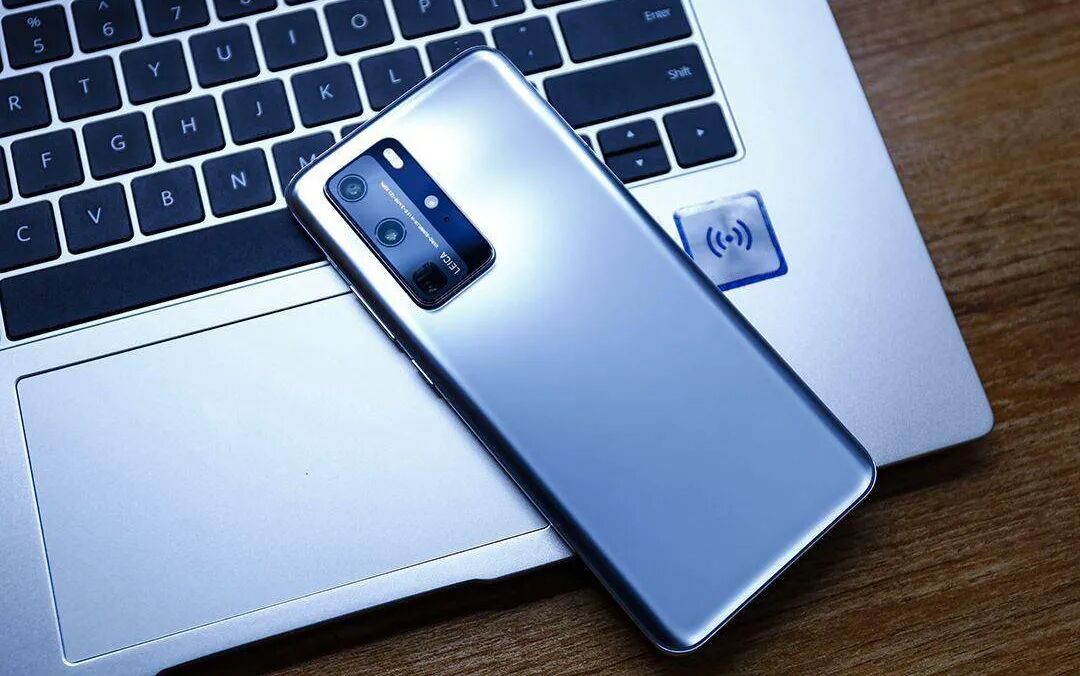 鋁創(chuàng)新紀(jì)元 – 也許，我們曾以另一種方式握過手
